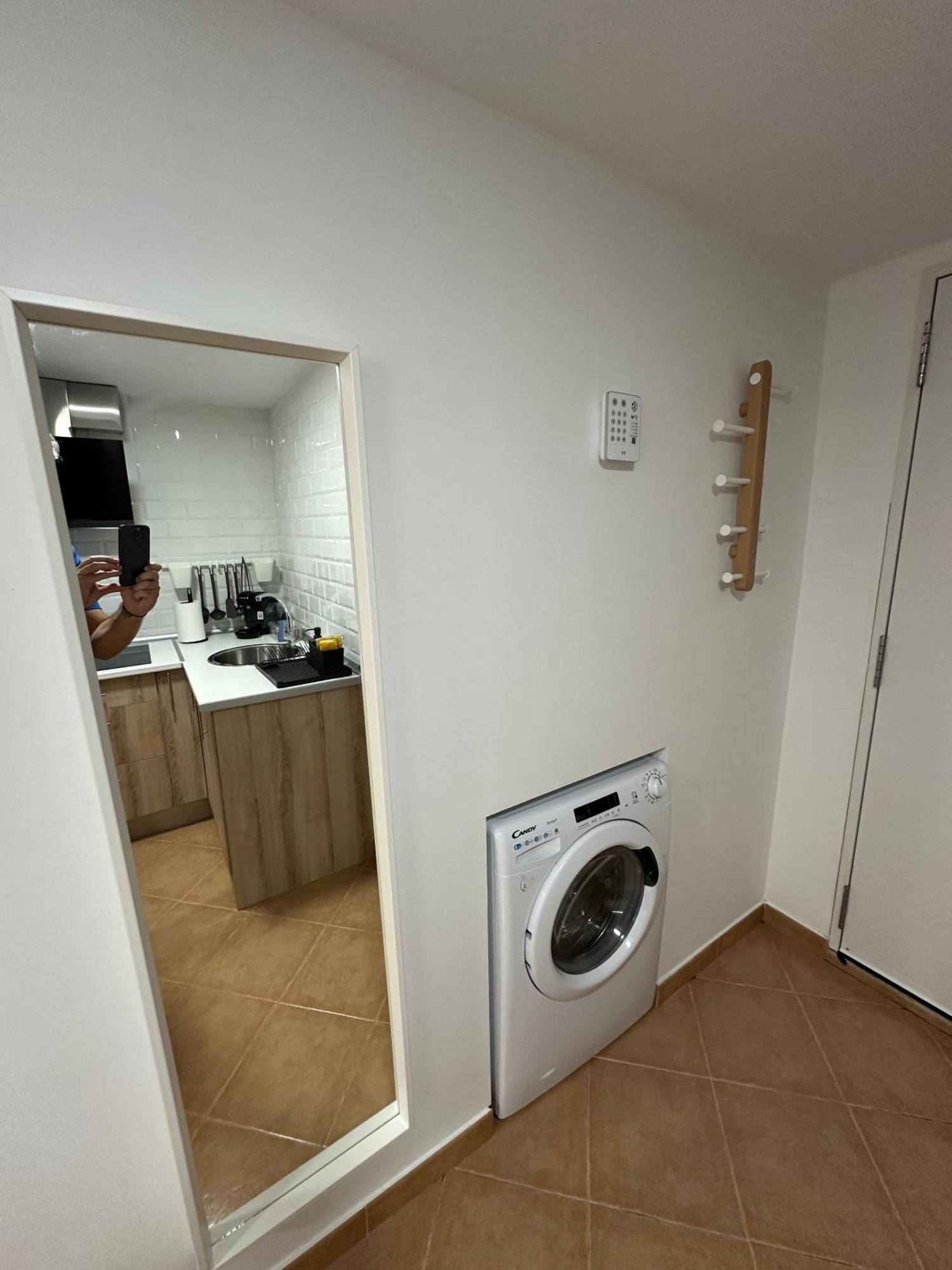 Apartamento Avenida Velazquez Bajo Malaga Luaran gambar