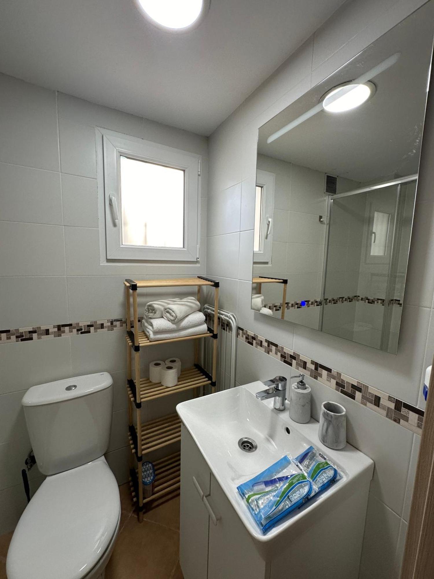Apartamento Avenida Velazquez Bajo Malaga Luaran gambar