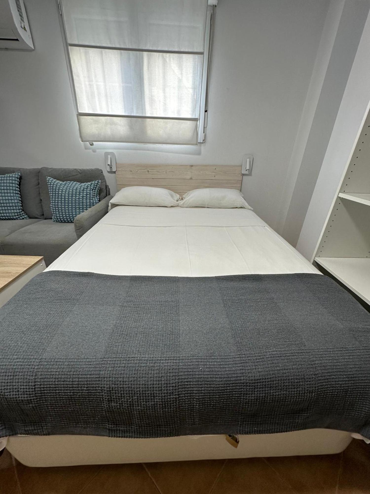 Apartamento Avenida Velazquez Bajo Malaga Luaran gambar